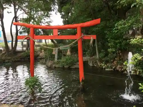 大岡白山神社の鳥居