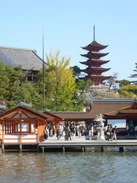 厳島神社(広島県)
