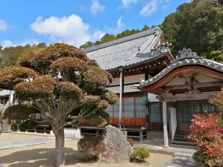 永昌寺の本殿・本堂