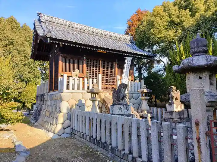 六所社(森本)の本殿・本堂