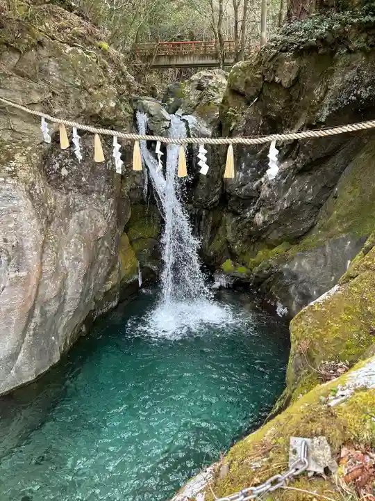 丹生川上神社(中社)(奈良県)