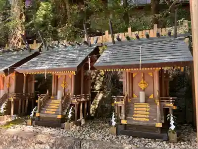 天河大辨財天社の末社・摂社