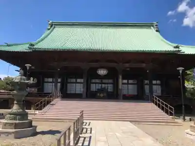 護国寺の本殿・本堂