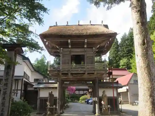 常泉寺の山門