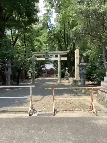 漆部神社の鳥居