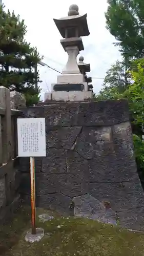 有礒正八幡宮の建物その他