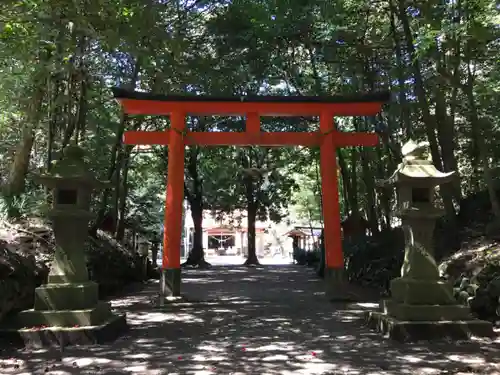 霧島岑神社の鳥居