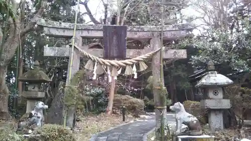 三峯神社の鳥居