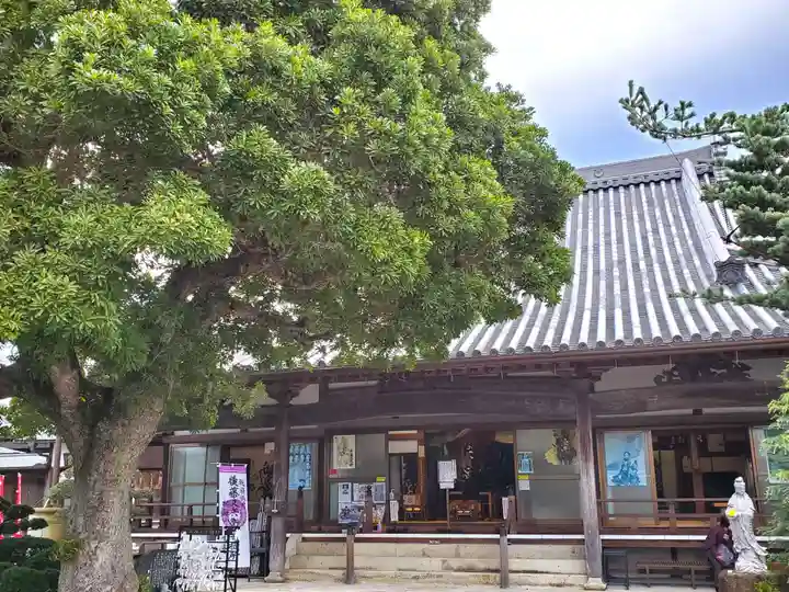 多聞寺の本殿・本堂