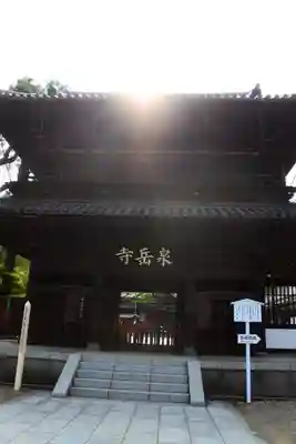 泉岳寺の山門・神門