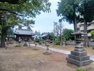 八幡神社の{uncategorized: "未分類", other: "その他", undefined: "問題あり", building: "その他建物", grave: "お墓", sacred_gate: "鳥居", guardian: "狛犬", statue: "像", buddha: "仏像", history: "歴史", nature: "自然", garden: "庭園", animal: "動物", pagoda: "塔", temizu: "手水舎", mountain_gate: "山門・神門", sanctuary: "本殿・本堂", subordinate: "末社・摂社", art: "芸術", scenery: "景色", jizo: "地蔵", ema: "絵馬", goshuin: "御朱印", omikuji: "おみくじ", items: "授与品その他", amulet: "お守り", goshuincho: "御朱印帳", eats: "食事", festival: "お祭り", votive_dance: "神楽", shichigosan: "七五三参", wedding: "結婚式", experience: "体験その他", initially: "初詣", around: "周辺", anti_infection: "感染症対策"}