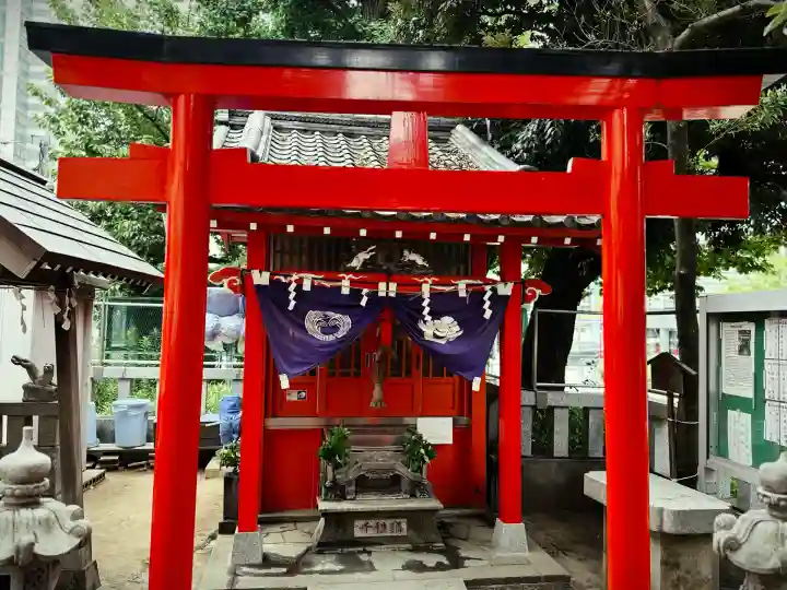 千種稲荷神社の鳥居