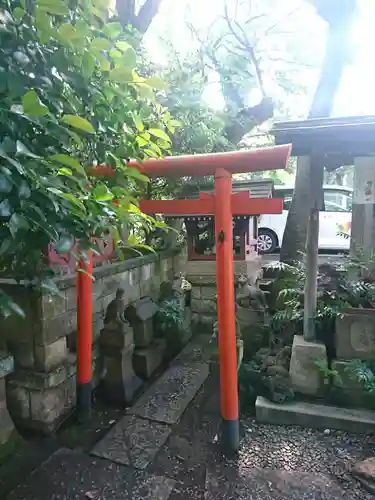 本郷氷川神社の末社・摂社