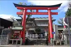 京濱伏見稲荷神社の鳥居