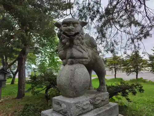 真龍神社の狛犬