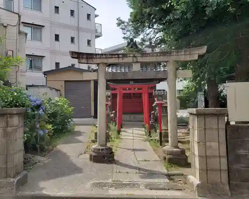 田中稲荷神社の鳥居