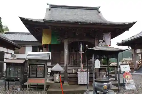 岩本寺の本殿・本堂