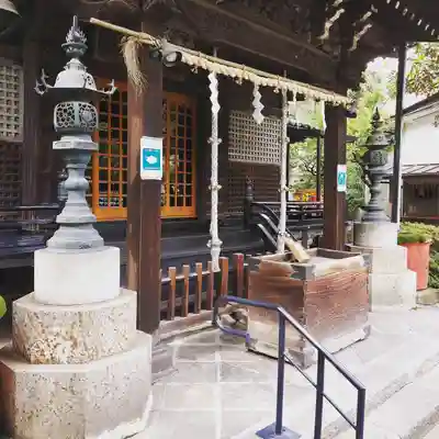 三囲神社の本殿・本堂