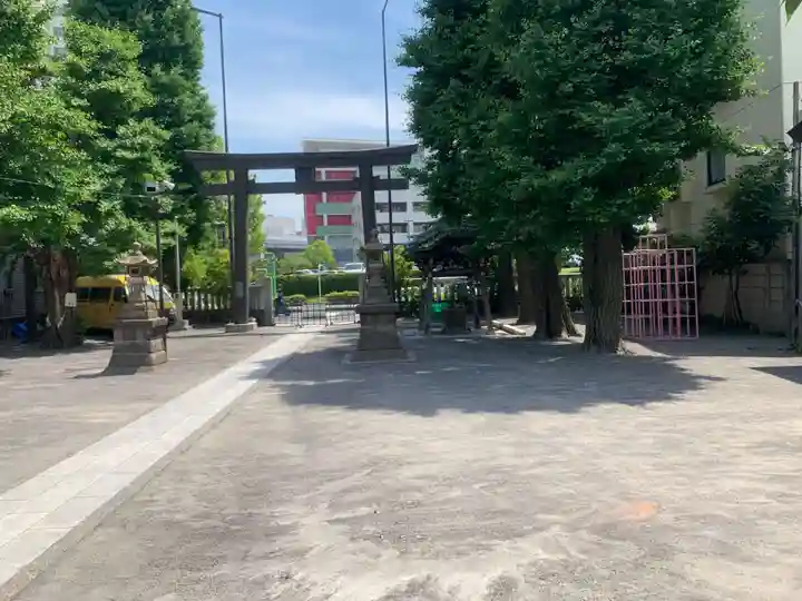 女躰大神の鳥居