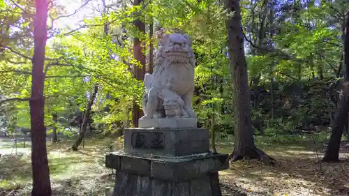 音更神社の狛犬