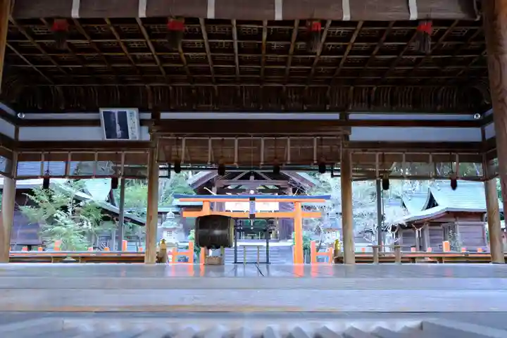 龍田大社の本殿・本堂