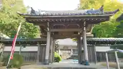 歓喜寺の山門