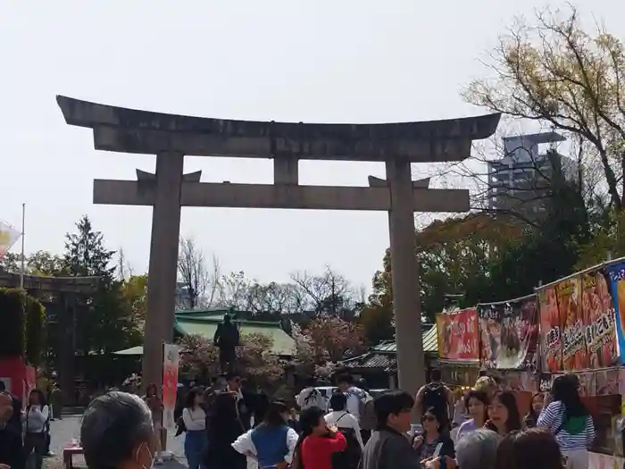 豊國神社の鳥居