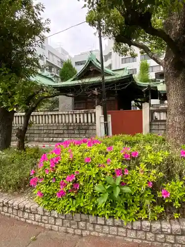 鐵砲洲稲荷神社の{uncategorized: "未分類", other: "その他", undefined: "問題あり", building: "その他建物", grave: "お墓", sacred_gate: "鳥居", guardian: "狛犬", statue: "像", buddha: "仏像", history: "歴史", nature: "自然", garden: "庭園", animal: "動物", pagoda: "塔", temizu: "手水舎", mountain_gate: "山門・神門", sanctuary: "本殿・本堂", subordinate: "末社・摂社", art: "芸術", scenery: "景色", jizo: "地蔵", ema: "絵馬", goshuin: "御朱印", omikuji: "おみくじ", items: "授与品その他", amulet: "お守り", goshuincho: "御朱印帳", eats: "食事", festival: "お祭り", votive_dance: "神楽", shichigosan: "七五三参", wedding: "結婚式", experience: "体験その他", initially: "初詣", around: "周辺", anti_infection: "感染症対策"}