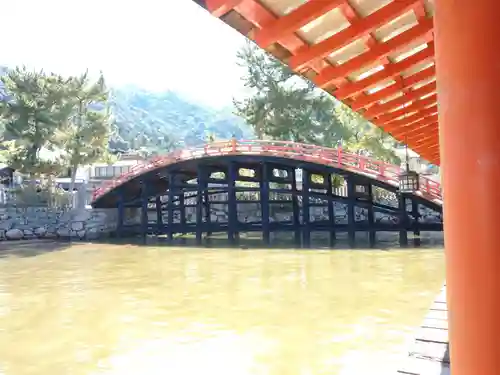 厳島神社の庭園