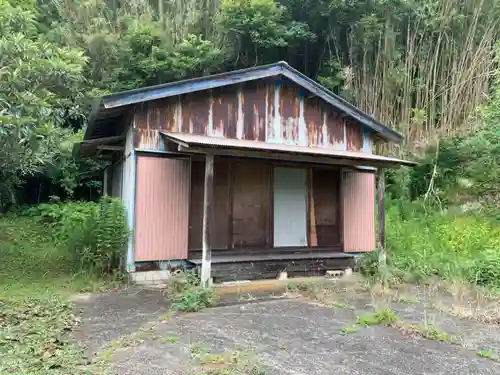 高田寺の本殿・本堂