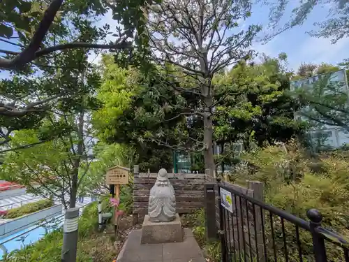 祠(東京ドームシティー屋上)(東京都)