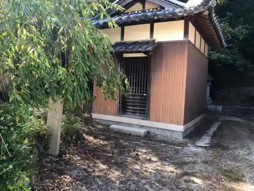 築狭神社のその他建物