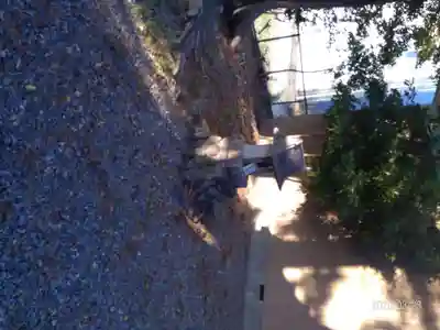 中新田稲荷神社の末社・摂社