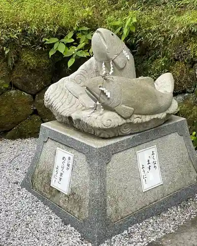 日光二荒山神社の像