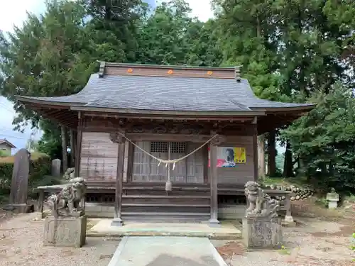 落合神社の本殿・本堂