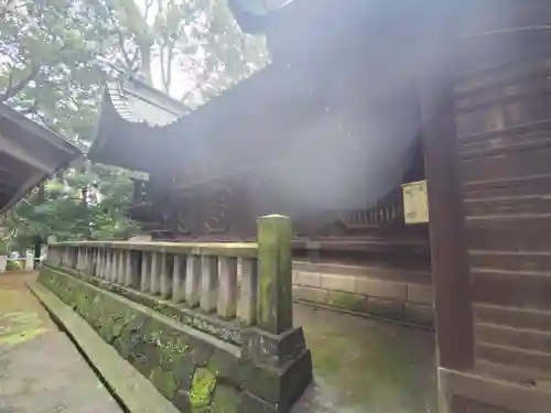 伊与久雷電神社の本殿