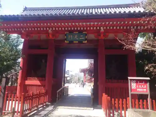 浅草寺の山門・神門
