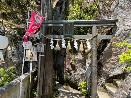 阿賀神社の鳥居