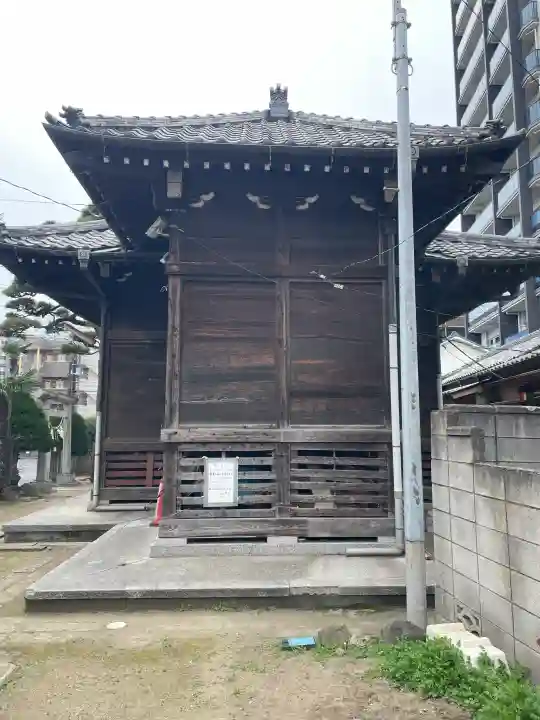 胡録神社の{uncategorized: "未分類", other: "その他", undefined: "問題あり", building: "その他建物", grave: "お墓", sacred_gate: "鳥居", guardian: "狛犬", statue: "像", buddha: "仏像", history: "歴史", nature: "自然", garden: "庭園", animal: "動物", pagoda: "塔", temizu: "手水舎", mountain_gate: "山門・神門", sanctuary: "本殿・本堂", subordinate: "末社・摂社", art: "芸術", scenery: "景色", jizo: "地蔵", ema: "絵馬", goshuin: "御朱印", omikuji: "おみくじ", items: "授与品その他", amulet: "お守り", goshuincho: "御朱印帳", eats: "食事", festival: "お祭り", votive_dance: "神楽", shichigosan: "七五三参", wedding: "結婚式", experience: "体験その他", initially: "初詣", around: "周辺", anti_infection: "感染症対策"}