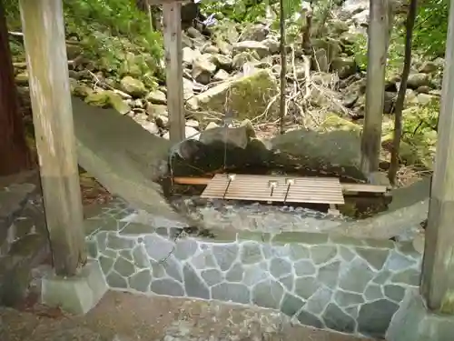 大馬神社の手水舎