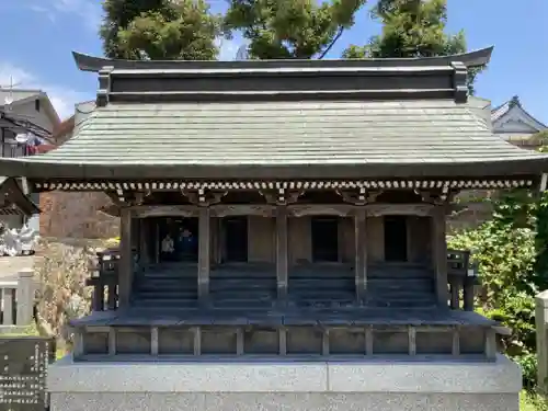 君貢神社の末社・摂社