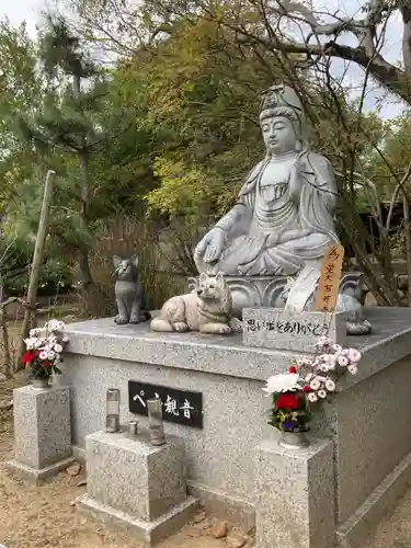 斑鳩寺の仏像