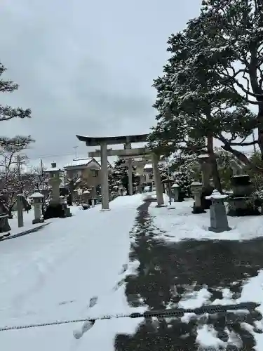 於保多神社の{uncategorized: "未分類", other: "その他", undefined: "問題あり", building: "その他建物", grave: "お墓", sacred_gate: "鳥居", guardian: "狛犬", statue: "像", buddha: "仏像", history: "歴史", nature: "自然", garden: "庭園", animal: "動物", pagoda: "塔", temizu: "手水舎", mountain_gate: "山門・神門", sanctuary: "本殿・本堂", subordinate: "末社・摂社", art: "芸術", scenery: "景色", jizo: "地蔵", ema: "絵馬", goshuin: "御朱印", omikuji: "おみくじ", items: "授与品その他", amulet: "お守り", goshuincho: "御朱印帳", eats: "食事", festival: "お祭り", votive_dance: "神楽", shichigosan: "七五三参", wedding: "結婚式", experience: "体験その他", initially: "初詣", around: "周辺", anti_infection: "感染症対策"}