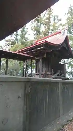 熊野神社の本殿