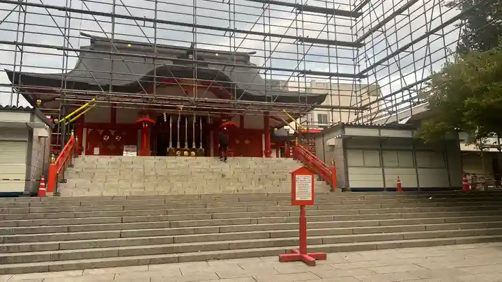花園神社の本殿・本堂