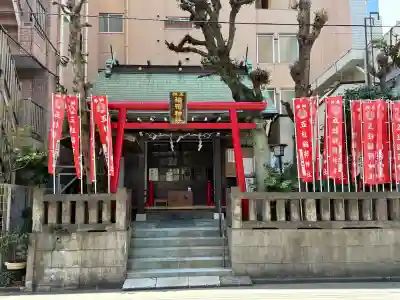 五柱稲荷神社の{uncategorized: "未分類", other: "その他", undefined: "問題あり", building: "その他建物", grave: "お墓", sacred_gate: "鳥居", guardian: "狛犬", statue: "像", buddha: "仏像", history: "歴史", nature: "自然", garden: "庭園", animal: "動物", pagoda: "塔", temizu: "手水舎", mountain_gate: "山門・神門", sanctuary: "本殿・本堂", subordinate: "末社・摂社", art: "芸術", scenery: "景色", jizo: "地蔵", ema: "絵馬", goshuin: "御朱印", omikuji: "おみくじ", items: "授与品その他", amulet: "お守り", goshuincho: "御朱印帳", eats: "食事", festival: "お祭り", votive_dance: "神楽", shichigosan: "七五三参", wedding: "結婚式", experience: "体験その他", initially: "初詣", around: "周辺", anti_infection: "感染症対策"}