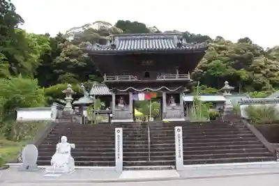 平等寺の山門・神門