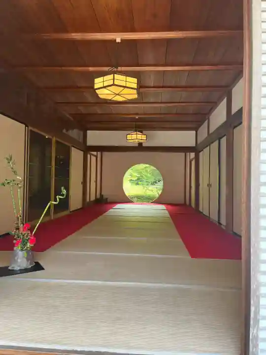 明月院の{uncategorized: "未分類", other: "その他", undefined: "問題あり", building: "その他建物", grave: "お墓", sacred_gate: "鳥居", guardian: "狛犬", statue: "像", buddha: "仏像", history: "歴史", nature: "自然", garden: "庭園", animal: "動物", pagoda: "塔", temizu: "手水舎", mountain_gate: "山門・神門", sanctuary: "本殿・本堂", subordinate: "末社・摂社", art: "芸術", scenery: "景色", jizo: "地蔵", ema: "絵馬", goshuin: "御朱印", omikuji: "おみくじ", items: "授与品その他", amulet: "お守り", goshuincho: "御朱印帳", eats: "食事", festival: "お祭り", votive_dance: "神楽", shichigosan: "七五三参", wedding: "結婚式", experience: "体験その他", initially: "初詣", around: "周辺", anti_infection: "感染症対策"}