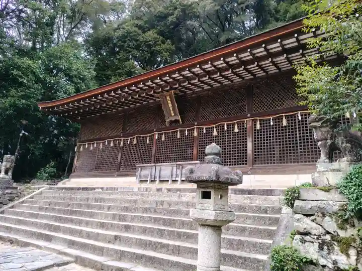 宇治上神社の{uncategorized: "未分類", other: "その他", undefined: "問題あり", building: "その他建物", grave: "お墓", sacred_gate: "鳥居", guardian: "狛犬", statue: "像", buddha: "仏像", history: "歴史", nature: "自然", garden: "庭園", animal: "動物", pagoda: "塔", temizu: "手水舎", mountain_gate: "山門・神門", sanctuary: "本殿・本堂", subordinate: "末社・摂社", art: "芸術", scenery: "景色", jizo: "地蔵", ema: "絵馬", goshuin: "御朱印", omikuji: "おみくじ", items: "授与品その他", amulet: "お守り", goshuincho: "御朱印帳", eats: "食事", festival: "お祭り", votive_dance: "神楽", shichigosan: "七五三参", wedding: "結婚式", experience: "体験その他", initially: "初詣", around: "周辺", anti_infection: "感染症対策"}