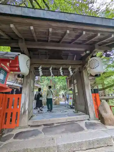 貴船神社の山門